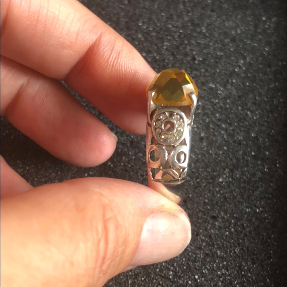 Ring - Picture 4 of 5